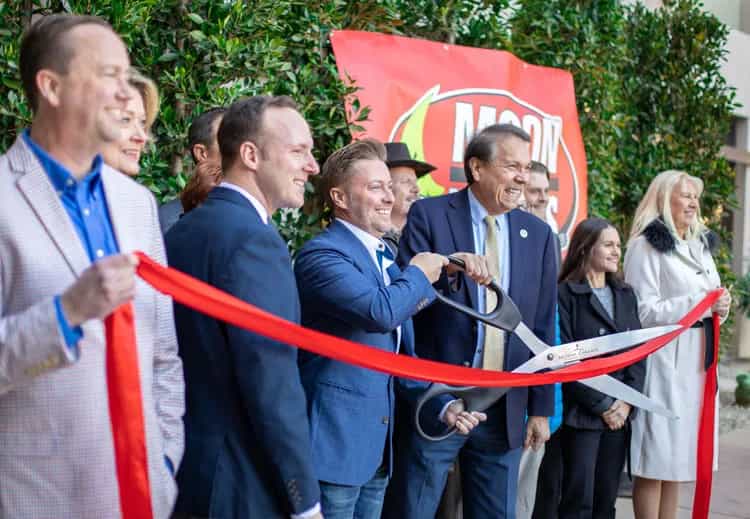 moon-valley-nurseries-opens-new-office.jpg
